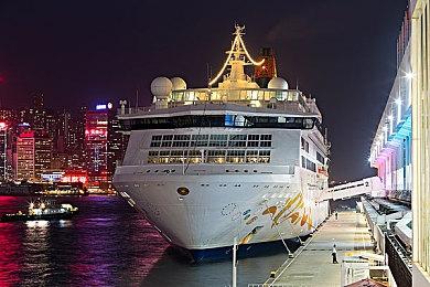 《巫师3》次世代版8K角色材质包 优化希里模型质量